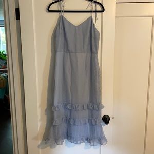 Textured ruffle tiered midi dress